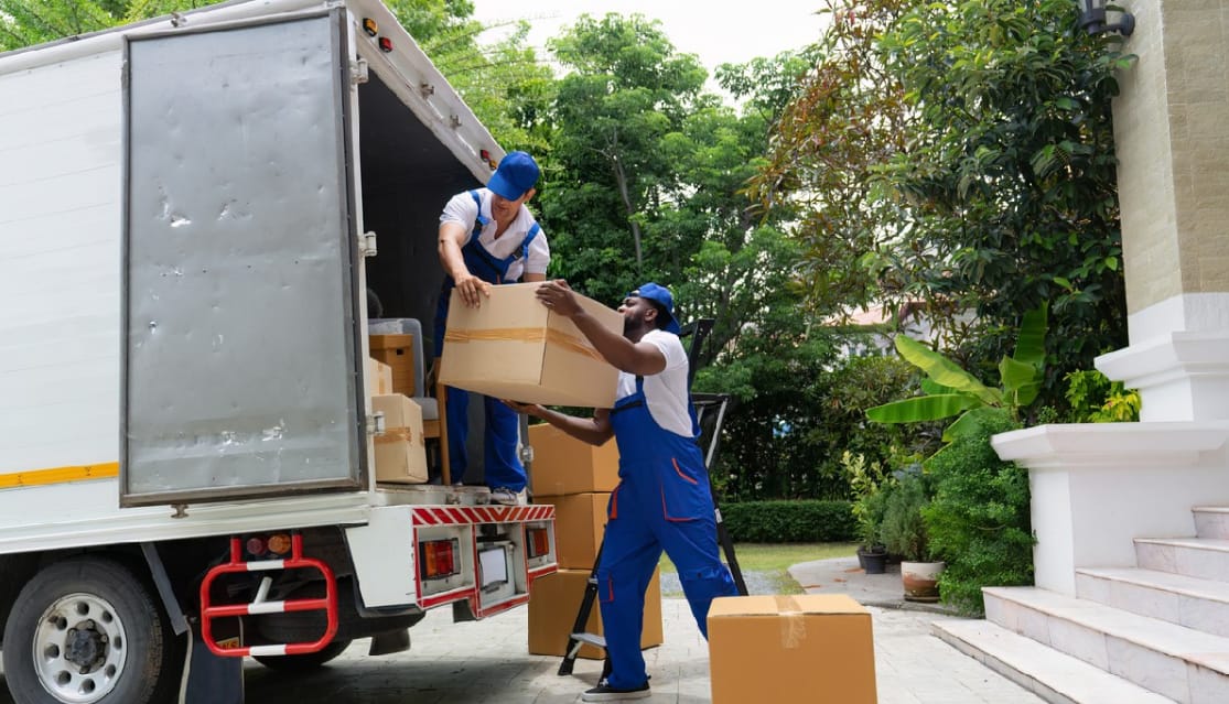 Top Tips for a Smooth Move with Professional Moving Companies